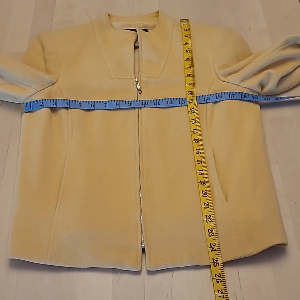 EUC VTG Requirements Butter Yellow Mock Neck Wool/Vicose Blazer with Pockets - Picture 5 of 10